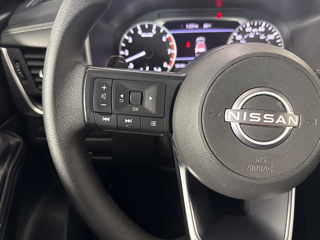 Used 2024 Nissan Rogue SV AWD/4WD image 22