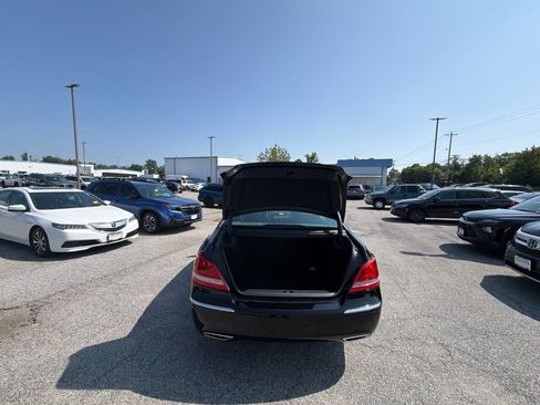Used 2013 Hyundai Equus Signature RWD image 7