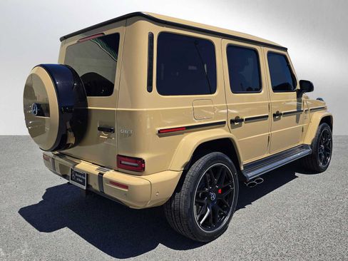 Used 2025 Mercedes-Benz G 63 AMG 4MATIC image 3
