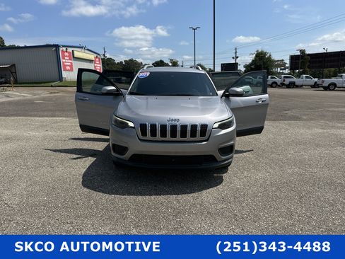 Used 2021 Jeep Cherokee Latitude image 25