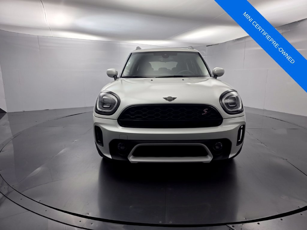 Used 2024 MINI Cooper Countryman S w/ Premium Package FWD image 2