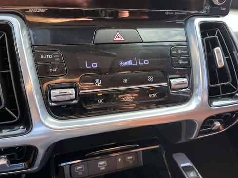 Used 2023 Kia Sorento SX Prestige AWD/4WD image 36