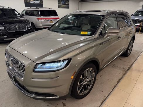 Certified 2023 Lincoln Nautilus Reserve AWD/4WD image 11