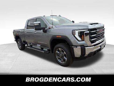 New 2026 GMC Sierra 3500 SLT w/ SLT Premium Package AWD/4WD image 1