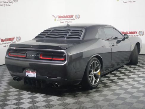 Used 2016 Dodge Challenger R/T w/ Sound Group RWD image 5