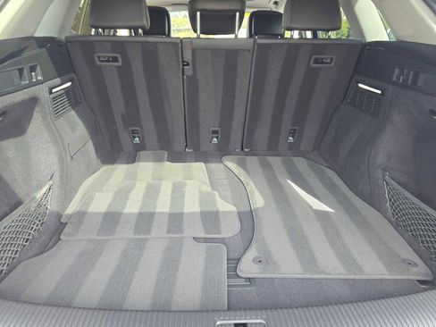 Certified 2025 Audi Q5 2.0T Premium Plus w/ Premium Plus Package image 16