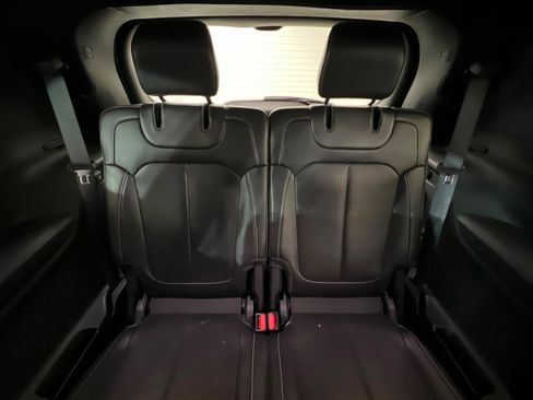 Used 2024 Jeep Grand Cherokee L Limited w/ Luxury Tech Group II image 22