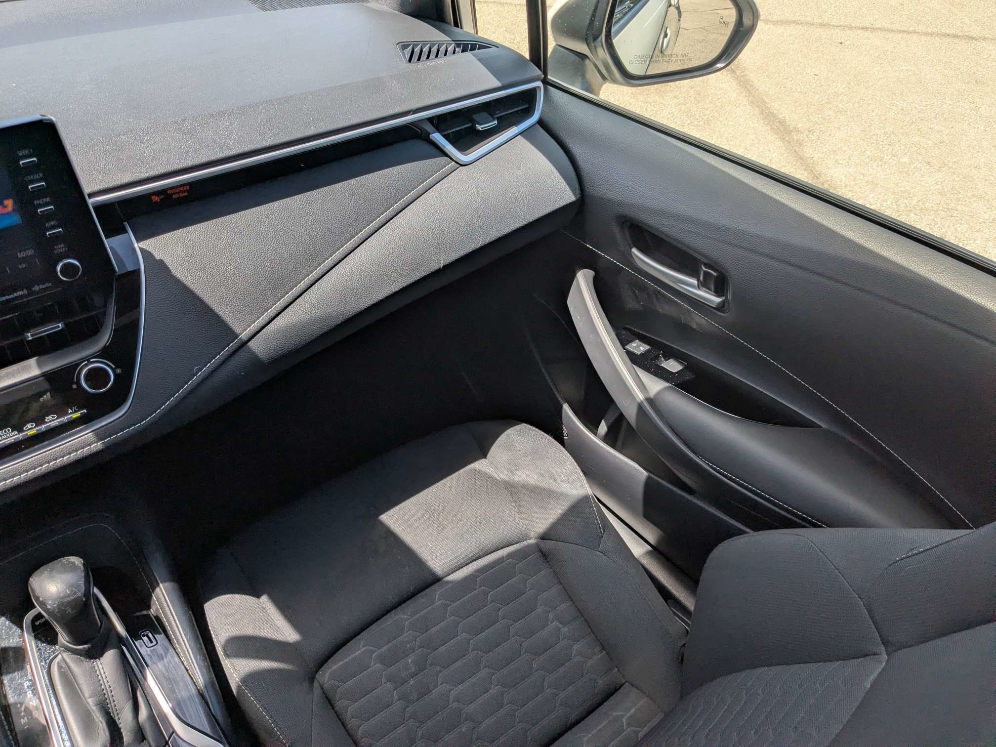 Used 2020 Toyota Corolla SE w/ SE Preferred Package FWD image 16
