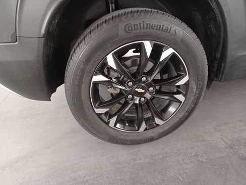Used 2023 Chevrolet TrailBlazer LT FWD image 10
