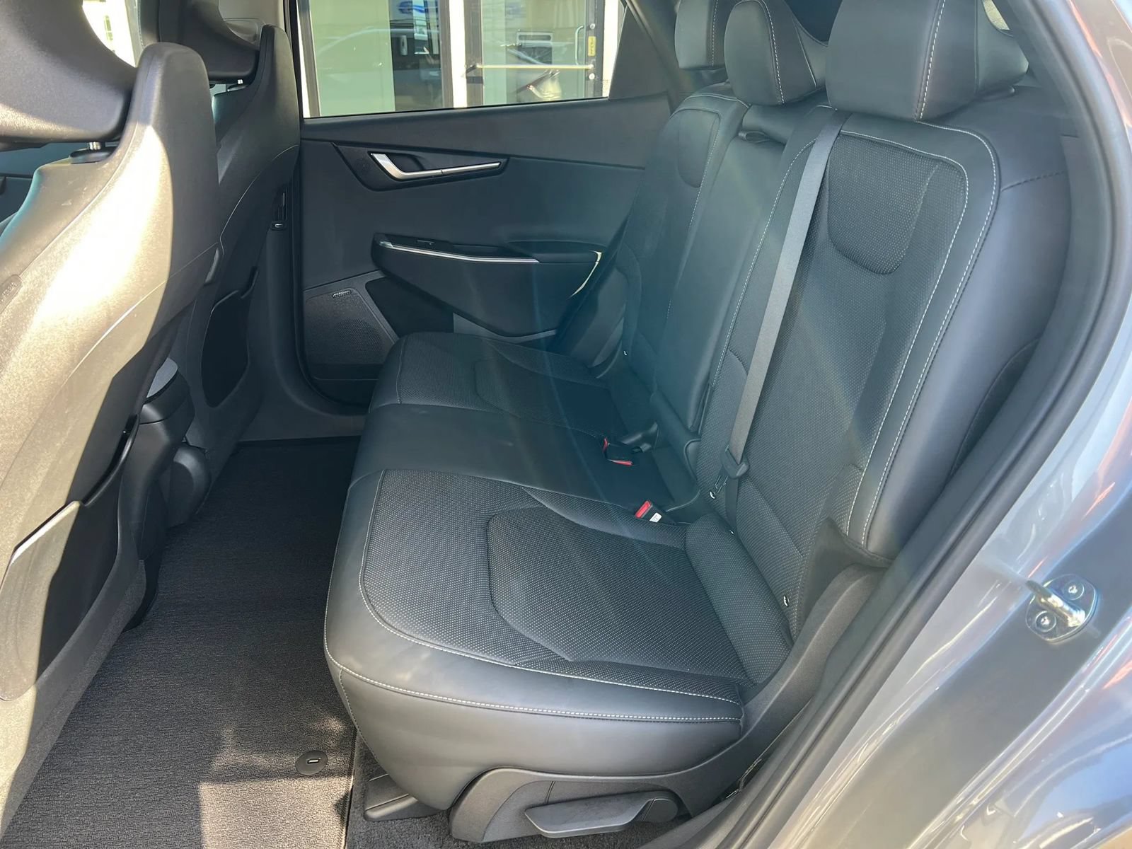 Used 2024 Kia EV6 Wind w/ Wind Technology Package RWD image 40