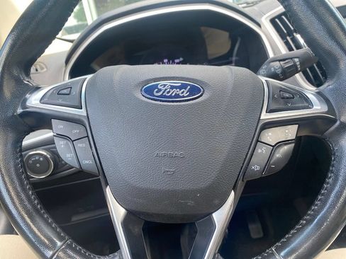Used 2020 Ford Edge SEL FWD image 14