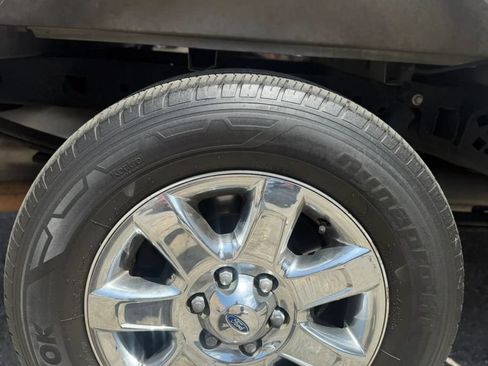 Used 2014 Ford F150 XLT w/ XLT Chrome Package RWD image 15