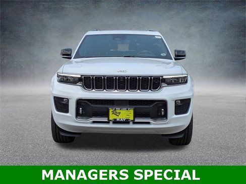 New 2025 Jeep Grand Cherokee L Overland w/ Advanced Protech Group III image 9