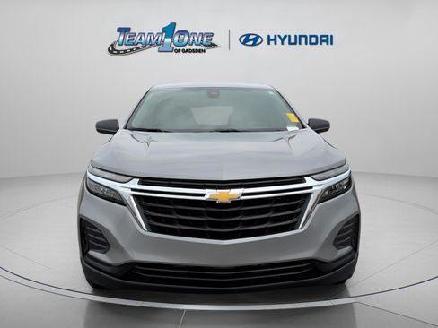 Used 2024 Chevrolet Equinox LS image 2