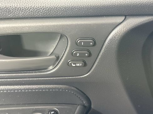 Used 2024 Honda Odyssey EX-L image 22