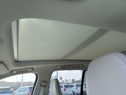 New 2026 Volvo XC90 B6 Ultra w/ Protection Package image 21