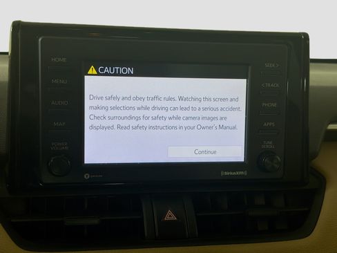 Used 2020 Toyota RAV4 XLE FWD image 19