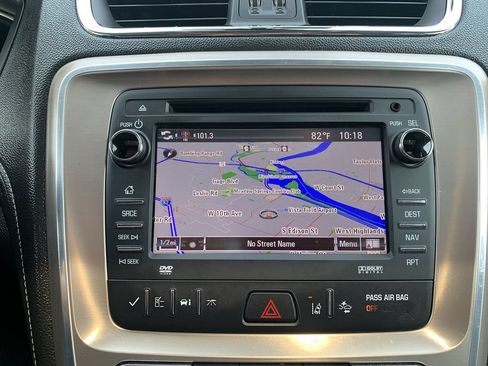 Used 2015 GMC Acadia Denali FWD image 23