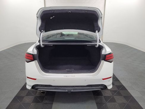 Used 2021 Nissan Sentra SR FWD image 29