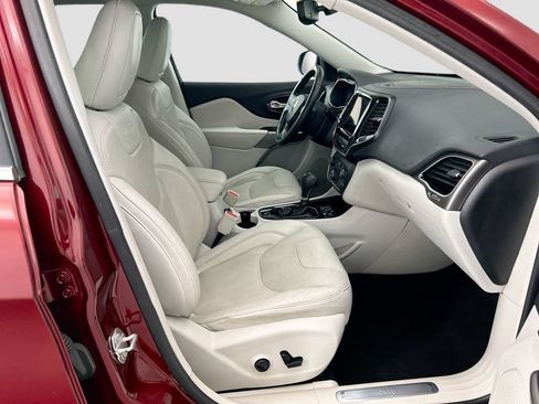 Used 2020 Jeep Cherokee Limited FWD image 18