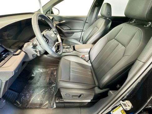 New 2027 Audi Q6 e-tron Premium image 18