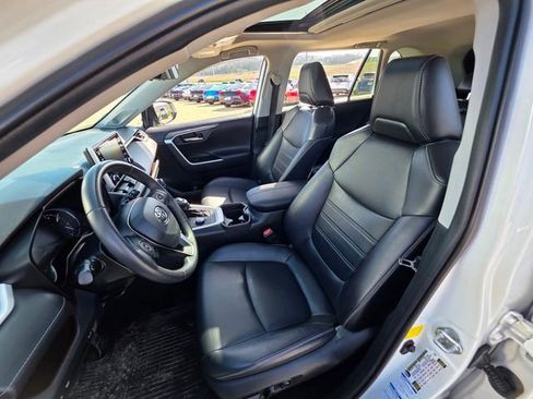 Used 2020 Toyota RAV4 Limited w/ All Weather Liner Package AWD/4WD image 24