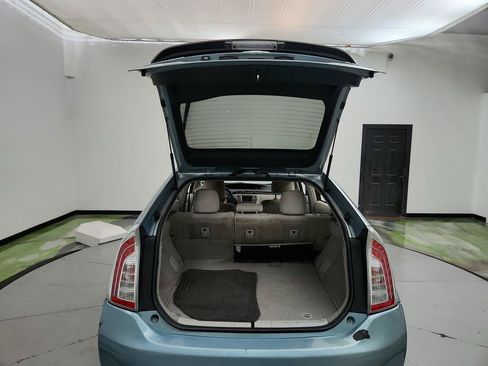 Used 2015 Toyota Prius Two FWD image 27