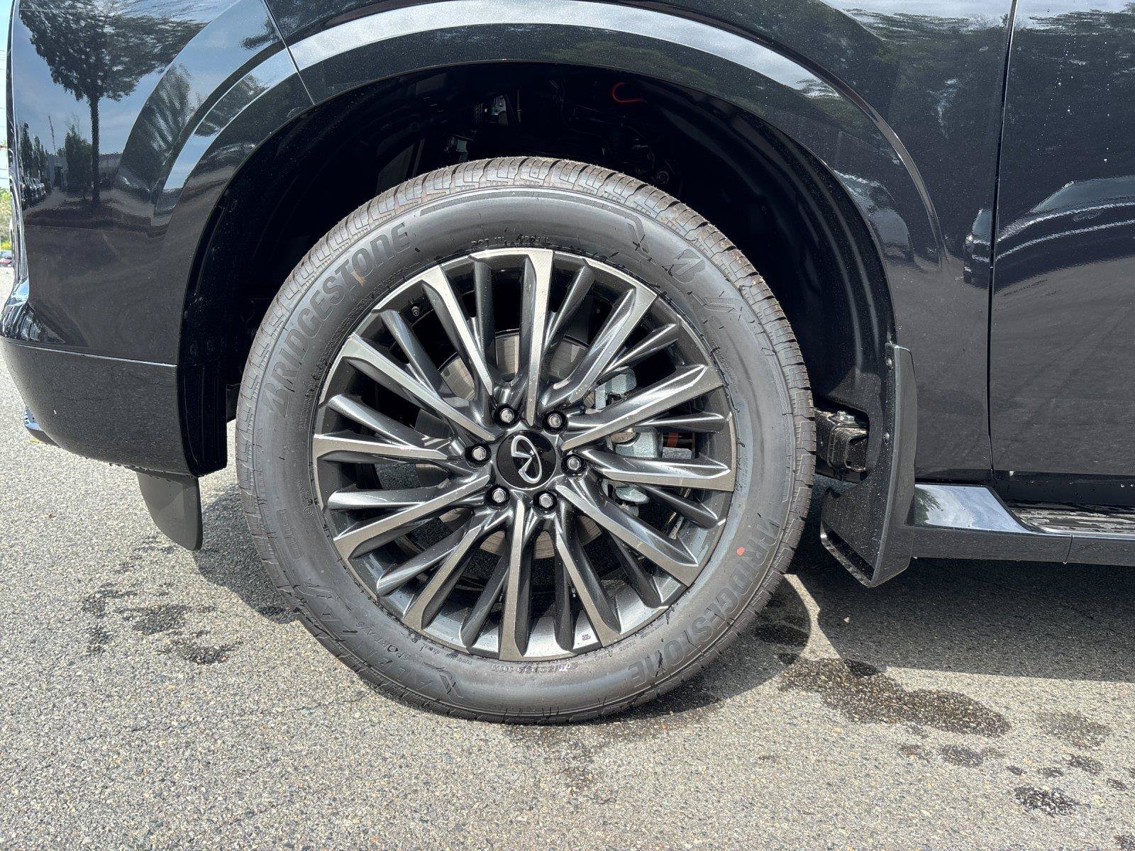 New 2027 INFINITI QX80 Autograph w/ Premium Cargo Package AWD/4WD image 10