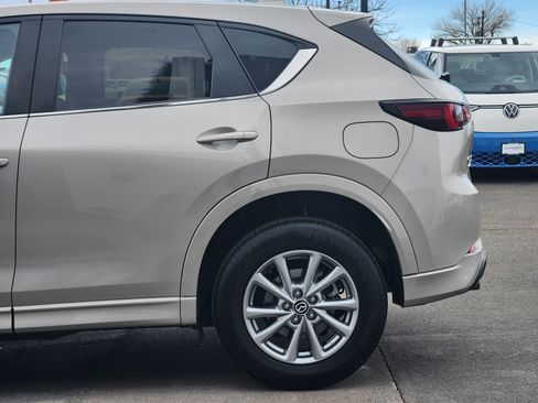 Used 2024 MAZDA CX-5 AWD 2.5 S w/ Select Package image 4