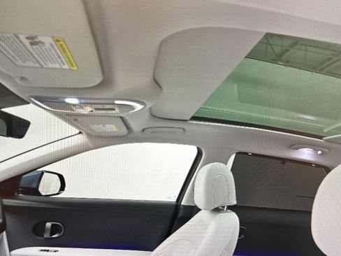 Used 2026 Hyundai Ioniq 5 Limited image 9