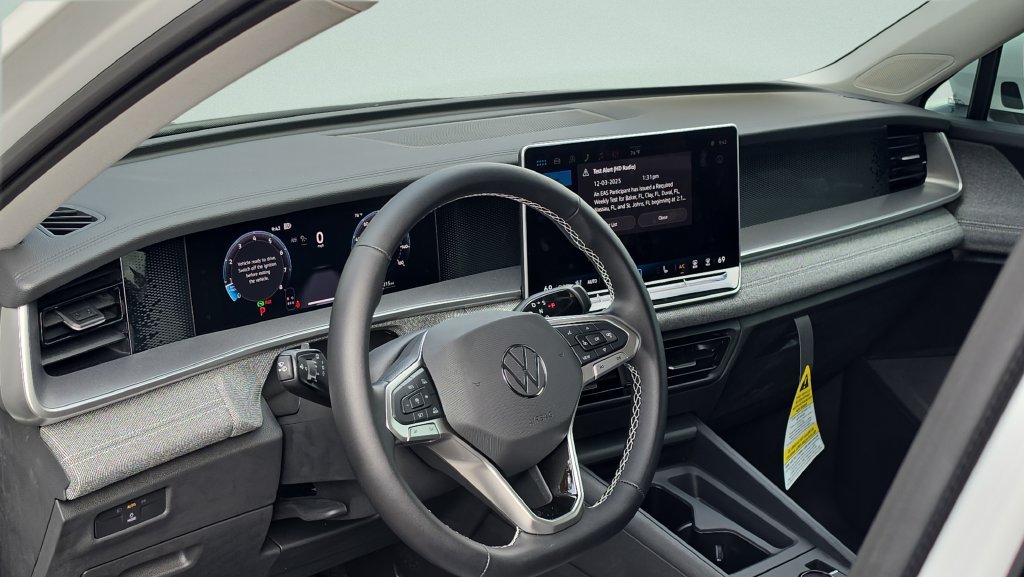 New 2026 Volkswagen Tiguan S FWD image 10