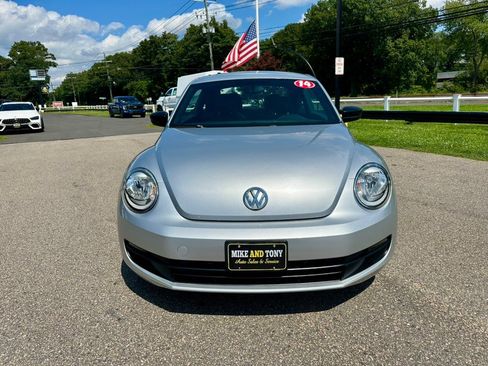 Used 2014 Volkswagen Beetle 1.8T FWD image 2