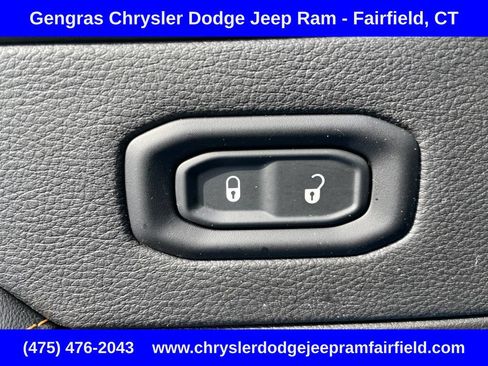 Certified 2025 Jeep Wrangler Unlimited Sahara AWD/4WD image 44