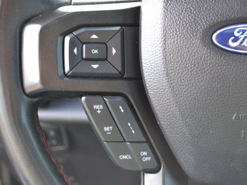 Used 2020 Ford Expedition Limited w/ Equipment Group 303A image 17