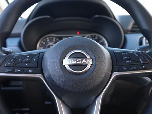 New 2025 Nissan Versa SV w/ Trunk Package image 9