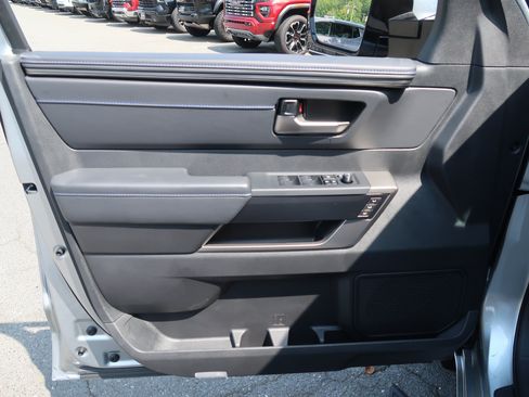 Used 2026 Toyota Sequoia Platinum AWD/4WD image 21