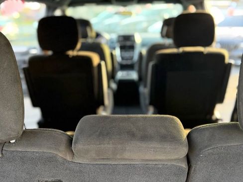 Used 2015 Dodge Grand Caravan SXT w/ Blacktop Package image 31