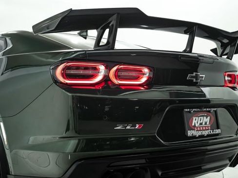 Used 2020 Chevrolet Camaro ZL1 image 11