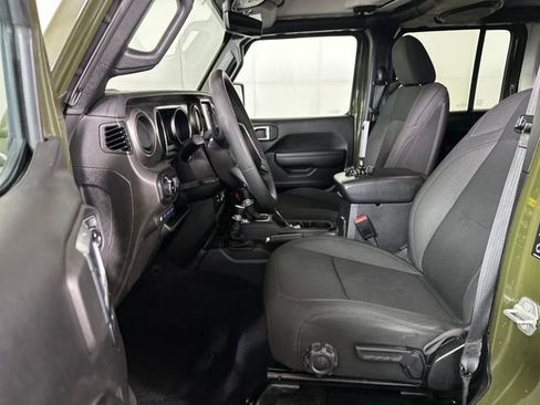 Used 2023 Jeep Wrangler Unlimited w/ Cold Weather Group image 11