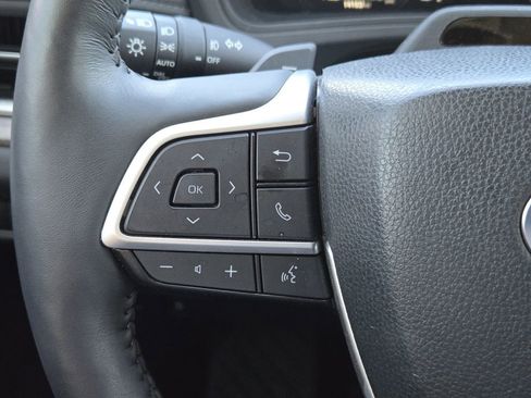 Used 2024 Toyota Grand Highlander Platinum image 30