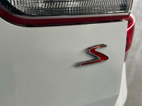 Used 2019 Kia Optima S w/ S Panoramic Sunroof Package image 35