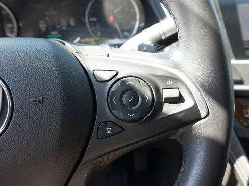 Used 2019 Buick LaCrosse Essence w/ Sun and Shade Package AWD/4WD image 22