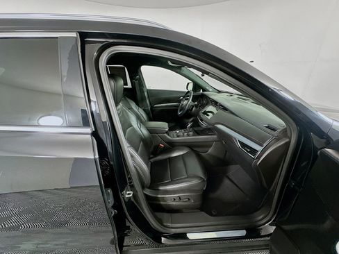 Used 2022 Cadillac XT4 Premium Luxury w/ Driver Awareness Package AWD/4WD image 26