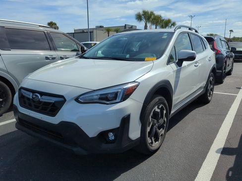 Used 2023 Subaru Crosstrek 2.5i Limited w/ Moonroof Package image 3