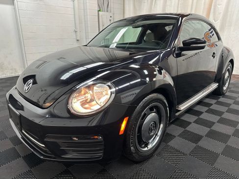 Used 2018 Volkswagen Beetle 2.0T Coast FWD image 4