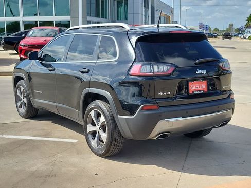 Used 2019 Jeep Cherokee Limited AWD/4WD image 12