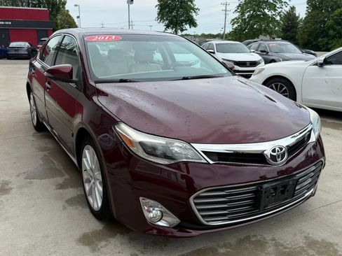 Used 2013 Toyota Avalon Limited FWD image 2