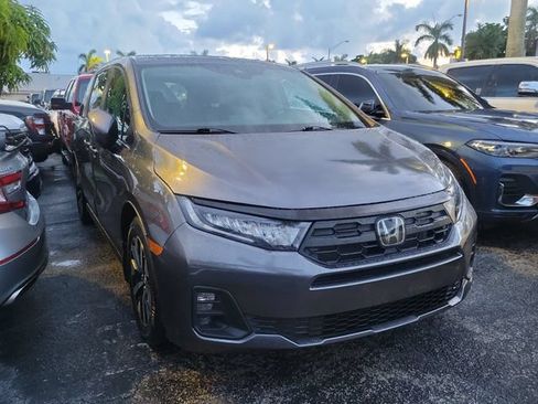 Used 2025 Honda Odyssey EX-L image 2