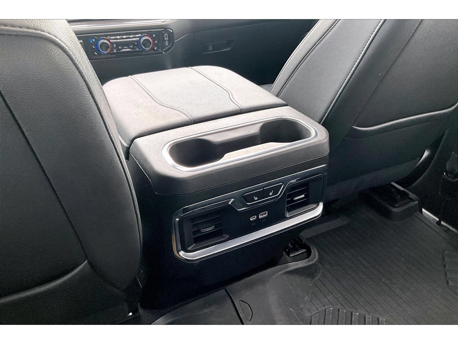 Used 2024 Chevrolet Silverado 2500 LTZ w/ LTZ Plus Package AWD/4WD image 11