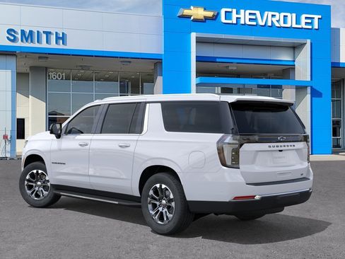 New 2026 Chevrolet Suburban LT w/ Advanced Technology Package AWD/4WD image 3
